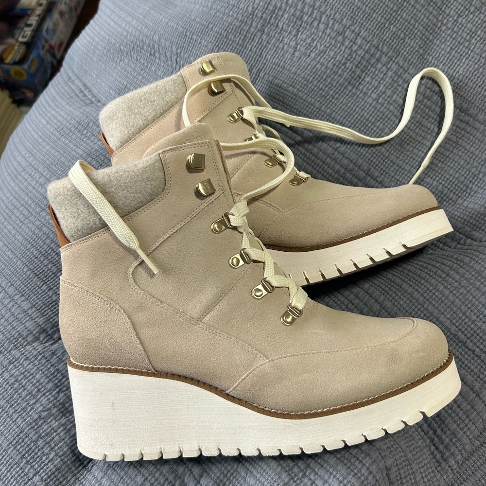 Cole Haan ZERØGRAND City Wedge Hiker Boots – Light Sesame – Size 9.5 – New - Picture 16 of 16